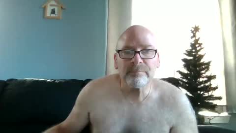 Snapshot of cruising_guy chatting on September 2025 12:10:02 PM fun guy online show from September 2025 12:10:02 PM