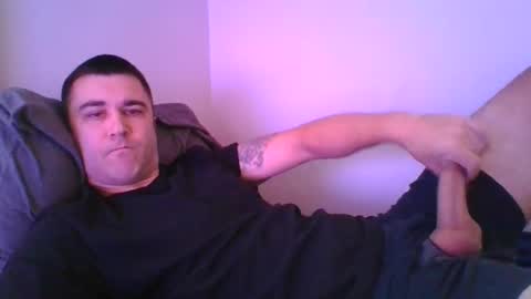 Snapshot of crush380 chatting on February 2025 03:24:02 PM Crush380 online show from February 2025 03:24:02 PM