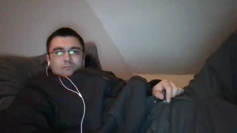 Snapshot of crush380 chatting on February 2025 04:10:02 AM Crush380 online show from February 2025 04:10:02 AM