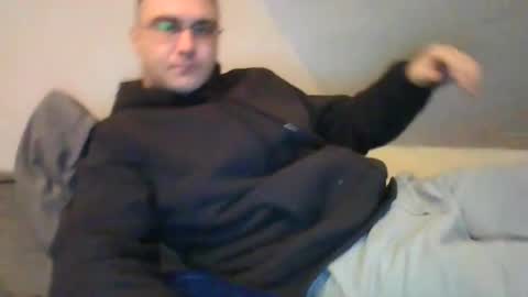 Snapshot of crush380 chatting on March 2025 10:56:01 PM Crush380 online show from March 2025 10:56:01 PM