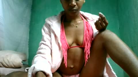 crushlove069 online show from June 2026 07:06:02 PM