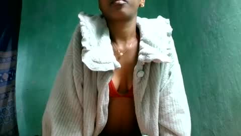 crushlove069 online show from July 2026 05:18:01 PM