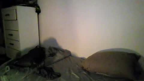 Snapshot of cruz815 chatting on April 2026 08:28:02 AM cruz815 online show from April 2026 08:28:02 AM