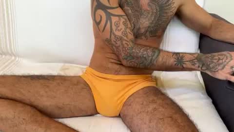 cruz_hunterxxx online show from June 2026 07:49:01 PM