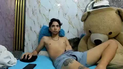 cruzito_hot_x21 online show from July 2026 03:32:01 PM