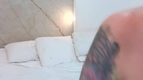 Snapshot of cry_baby800 chatting on November 2025 11:03:01 PM Cry online show from November 2025 11:03:01 PM