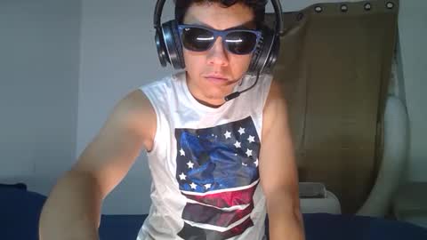 cry_guy online show from September 2025 11:21:02 AM