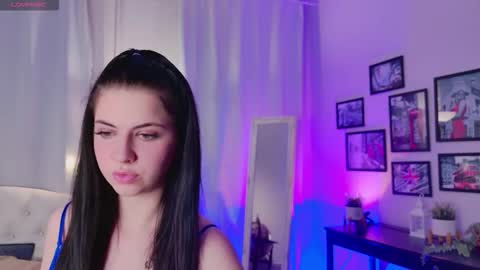 Snapshot of crypt_hamster chatting on December 2025 08:24:02 PM Wanda online show from December 2025 08:24:02 PM