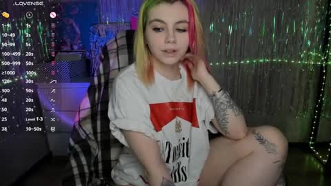 Snapshot of cryptobjgirlv2 chatting on February 2025 07:03:01 PM Lilith online show from February 2025 07:03:01 PM