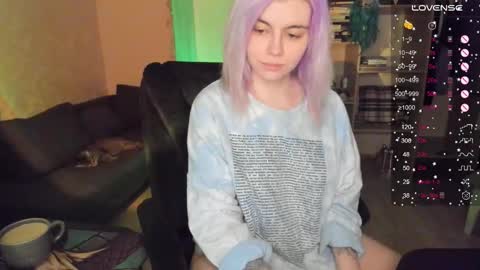 Snapshot of cryptobjgirlv2 chatting on January 2026 12:10:01 PM Lilith online show from January 2026 12:10:01 PM