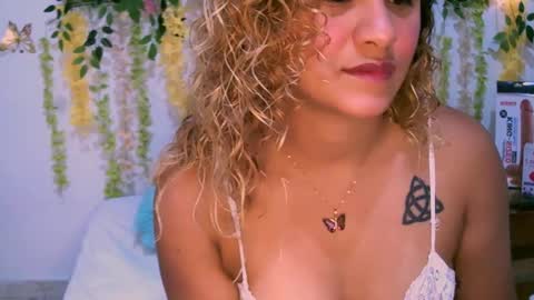 crysrus online show from February 2025 10:32:02 PM