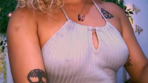 crysrus online show from February 2025 12:51:02 AM