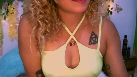 crysrus online show from February 2025 01:21:02 AM