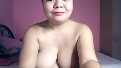 Crys online show from November 2025 04:12:01 AM