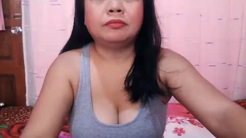Crys online show from December 2025 03:23:01 AM