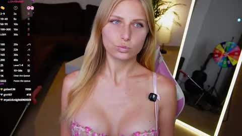 Crystal online show from July 2026 08:39:01 PM