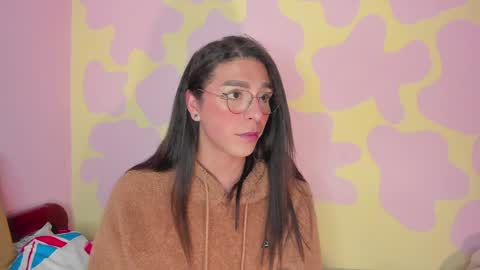 Snapshot of crystal_channel1 chatting on December 2024 01:28:01 AM CRYSTAL online show from December 2024 01:28:01 AM