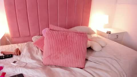  Crystal  online show from January 2025 09:26:01 AM