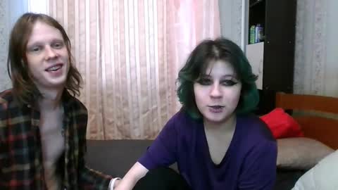 Crystal and Marcl online show from February 2025 10:10:02 AM