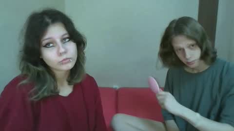 Crystal and Marcl online show from November 2025 08:19:01 PM