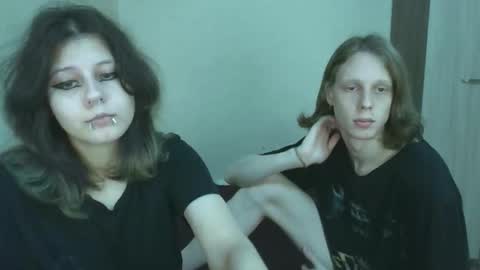 Crystal and Marcl online show from November 2025 10:08:02 PM