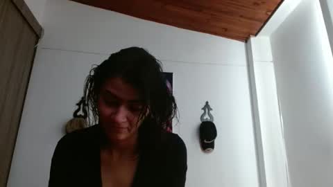 Crystal Blaze online show from May 2026 06:36:02 PM