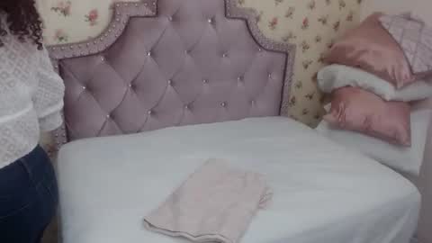 Snapshot of crystal_watson0 chatting on March 2026 12:52:01 PM Milf Latina online show from March 2026 12:52:01 PM