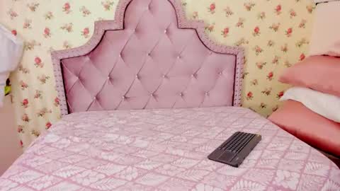 Snapshot of crystal_watson0 chatting on March 2026 01:33:01 PM Milf Latina online show from March 2026 01:33:01 PM