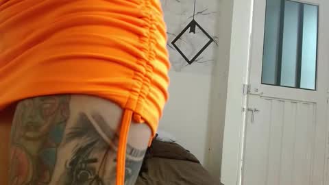 Snapshot of crystalblazee chatting on November 2025 05:23:02 PM crystalblazee online show from November 2025 05:23:02 PM