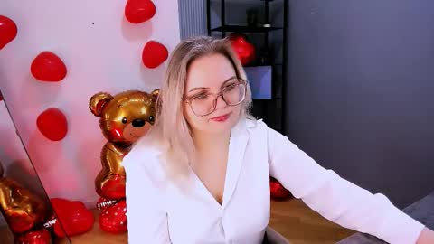 Crystal online show from February 2026 05:36:01 AM