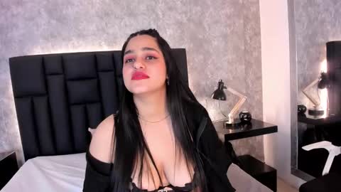 Crystal online show from September 2025 04:30:01 PM