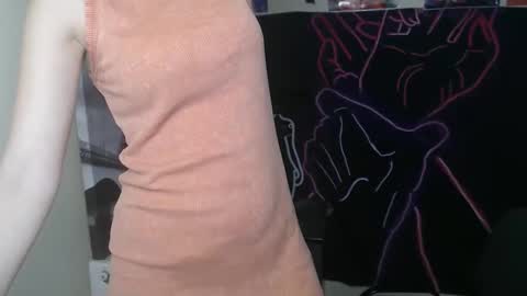 Stella online show from September 2025 06:17:01 AM