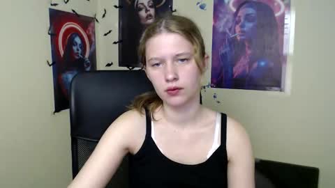 Stella online show from April 2026 06:34:01 PM