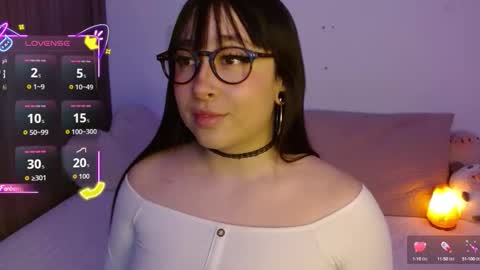 Olivia  online show from October 2025 01:33:02 AM