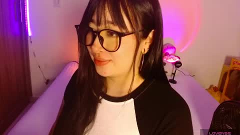 Snapshot of crystalitesq chatting on May 2026 01:35:02 AM Olivia online show from May 2026 01:35:02 AM