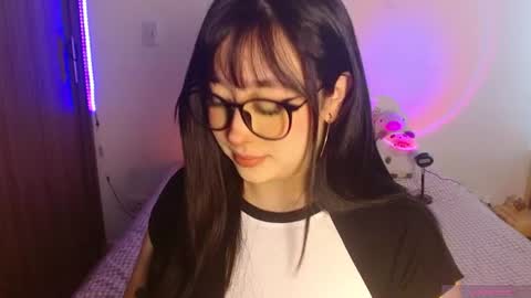 Snapshot of crystalitesq chatting on July 2026 01:28:01 PM Olivia online show from July 2026 01:28:01 PM