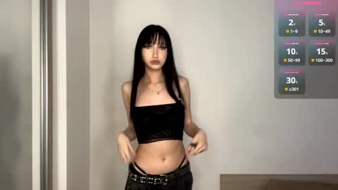 crystalllmolly online show from June 2026 05:30:02 PM