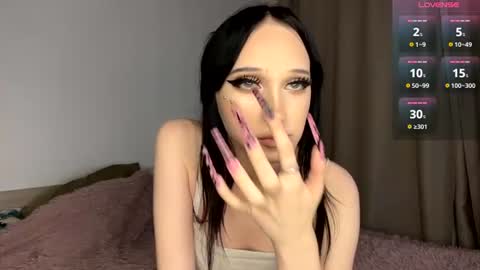crystalllmolly online show from July 2026 09:01:02 PM