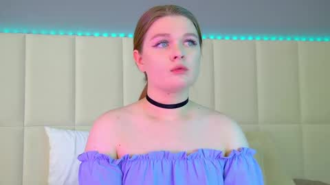 Crystal online show from March 2025 05:05:01 PM