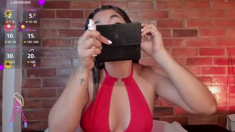 Soy Crystal online show from March 2025 10:24:02 AM