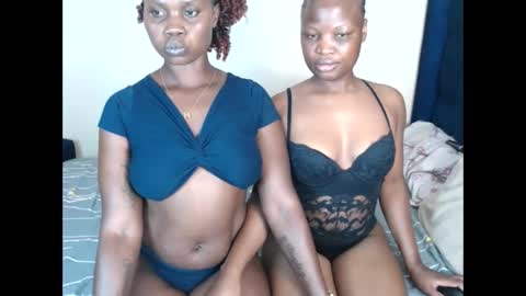 crystalxebony online show from November 2025 03:48:01 AM