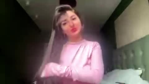 Diana online show from May 2026 06:32:03 AM