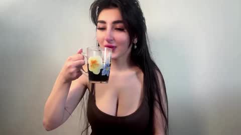 Diana online show from May 2026 06:29:01 AM