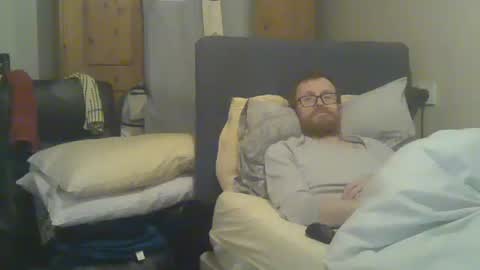 Snapshot of cs014g8493 chatting on November 2025 01:27:02 AM chris online show from November 2025 01:27:02 AM