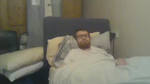 Snapshot of cs014g8493 chatting on December 2025 12:15:02 AM chris online show from December 2025 12:15:02 AM