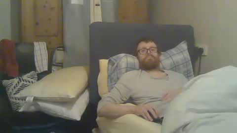 Snapshot of cs014g8493 chatting on December 2025 11:54:01 PM chris online show from December 2025 11:54:01 PM