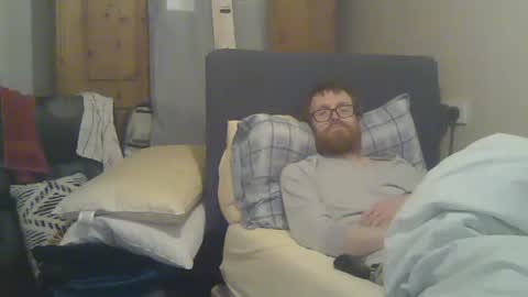 Snapshot of cs014g8493 chatting on December 2025 01:56:02 AM chris online show from December 2025 01:56:02 AM