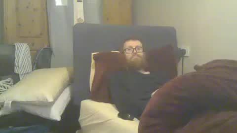 Snapshot of cs014g8493 chatting on March 2026 11:33:01 PM chris online show from March 2026 11:33:01 PM