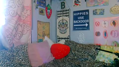 Snapshot of cu2sly chatting on October 2025 01:58:02 AM online show from October 2025 01:58:02 AM