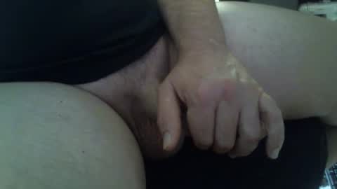 Snapshot of cuddlebeardeluxe chatting on December 2025 06:25:02 PM cuddlebeardeluxe online show from December 2025 06:25:02 PM